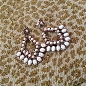 White stone copper earrings